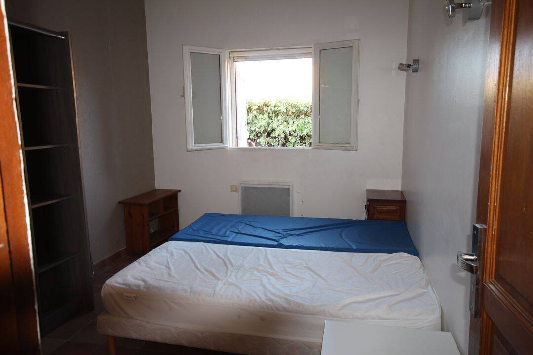 Appartement 1 pièce 24 m² · à Sausset-les-Pins · 24 m² · 450 €