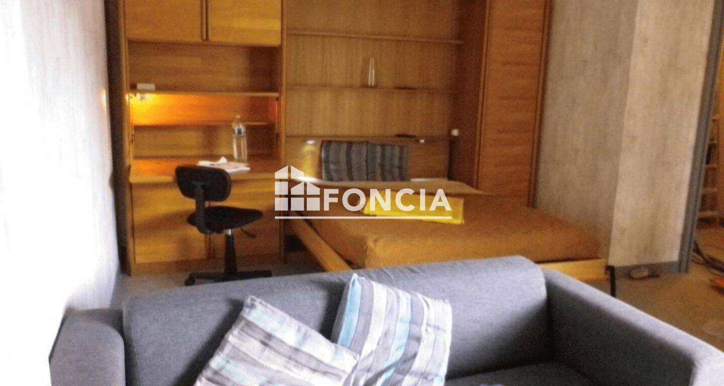 Appartement 1 pièce 36 m² · à Condrieu · 35,8 m² · 538 €/mois
