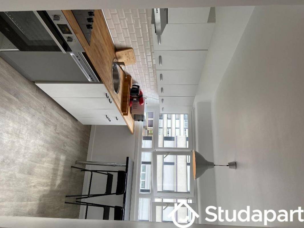 1 pièce 10 m² · à Pontoise · 10 m² · 520 €/mois