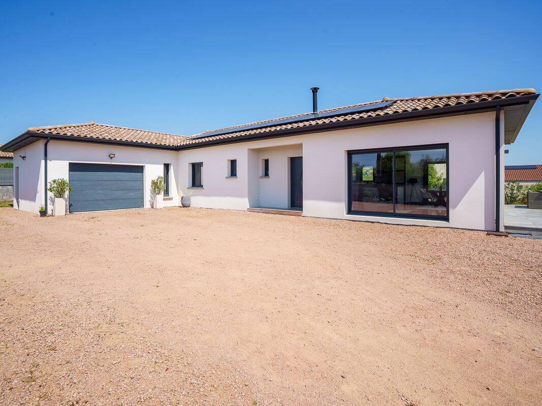 Maison 5 pièces 131 m² · à Prissé · 131 m² · 390 000 €