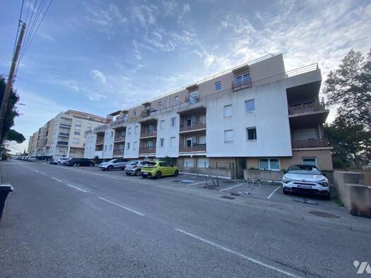 Appartement à vendre 137 200 € 2 pièces 1 chambre 40 m² 1er étage La Seyne-sur-Mer 83500