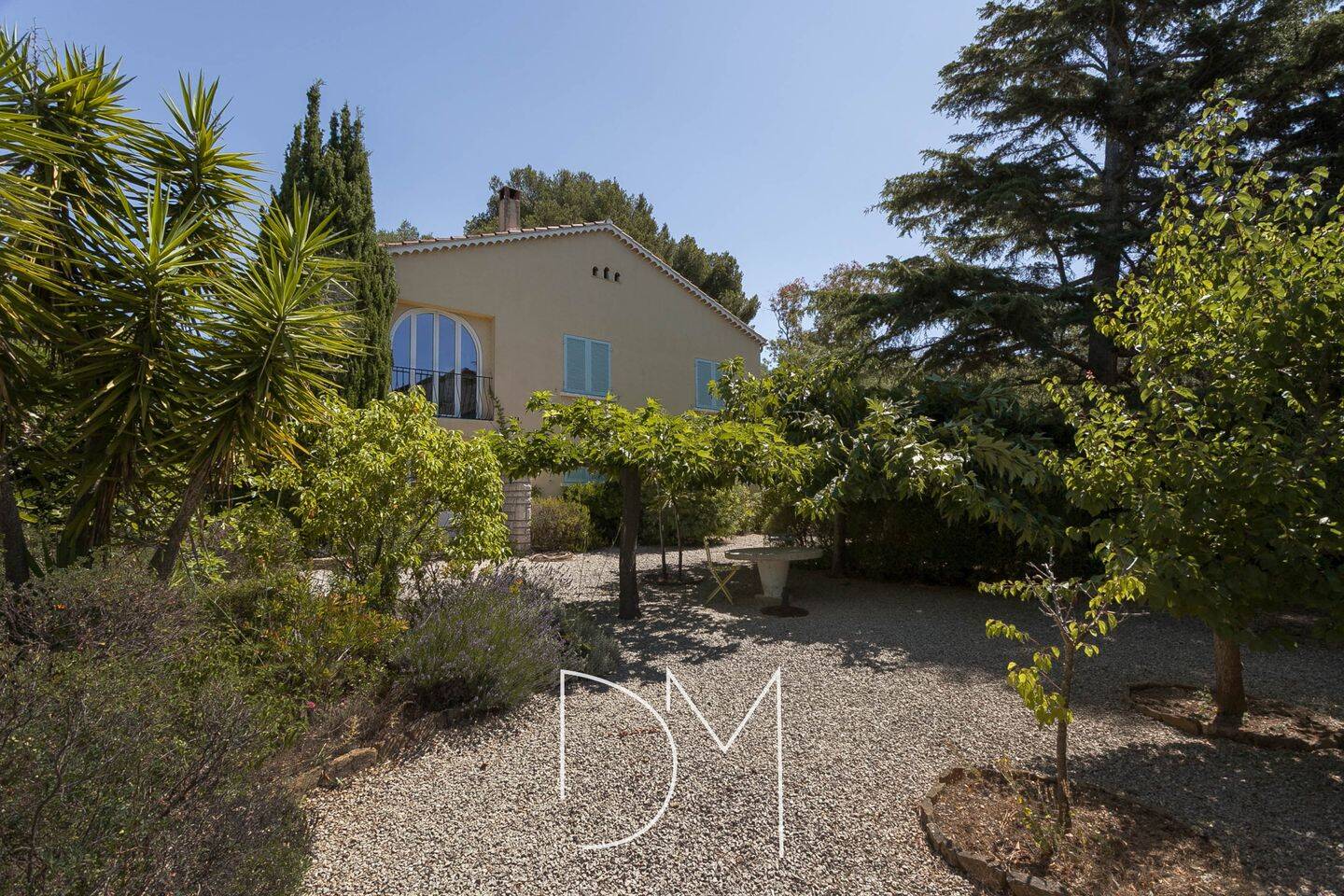 Maison 8 pièces 166 m² · à Six-Fours-les-Plages · 166 m² · 985 000 €