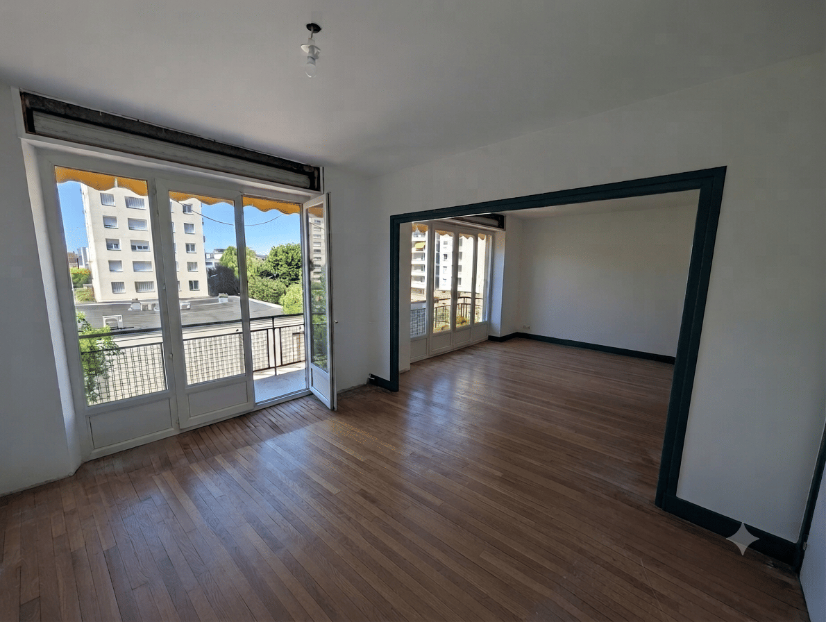 Appartement 7 pièces 175 m² · à Troyes · 175 m² · 1 450 €/mois