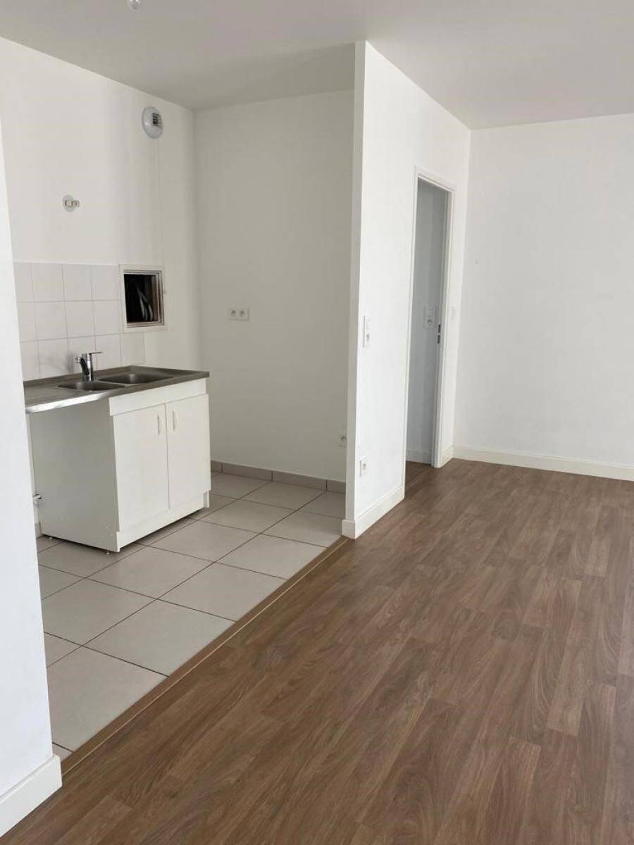 Appartement 3 pièces 63 m² · à Asnières-sur-Seine · 63 m² · 1 537 €