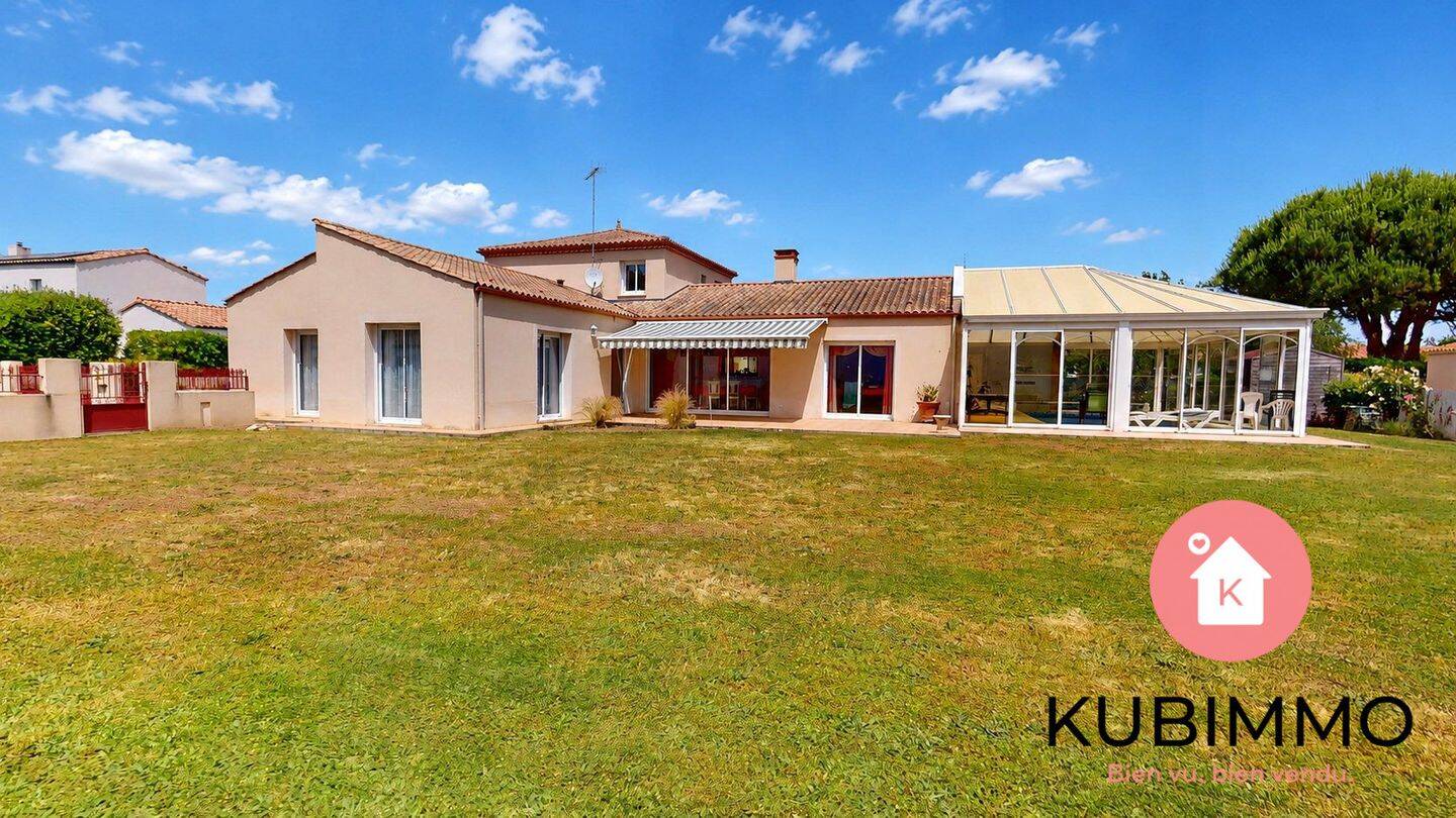 Maison 8 pièces 232 m² · à Jard-sur-Mer · 232 m² · 895 000 €