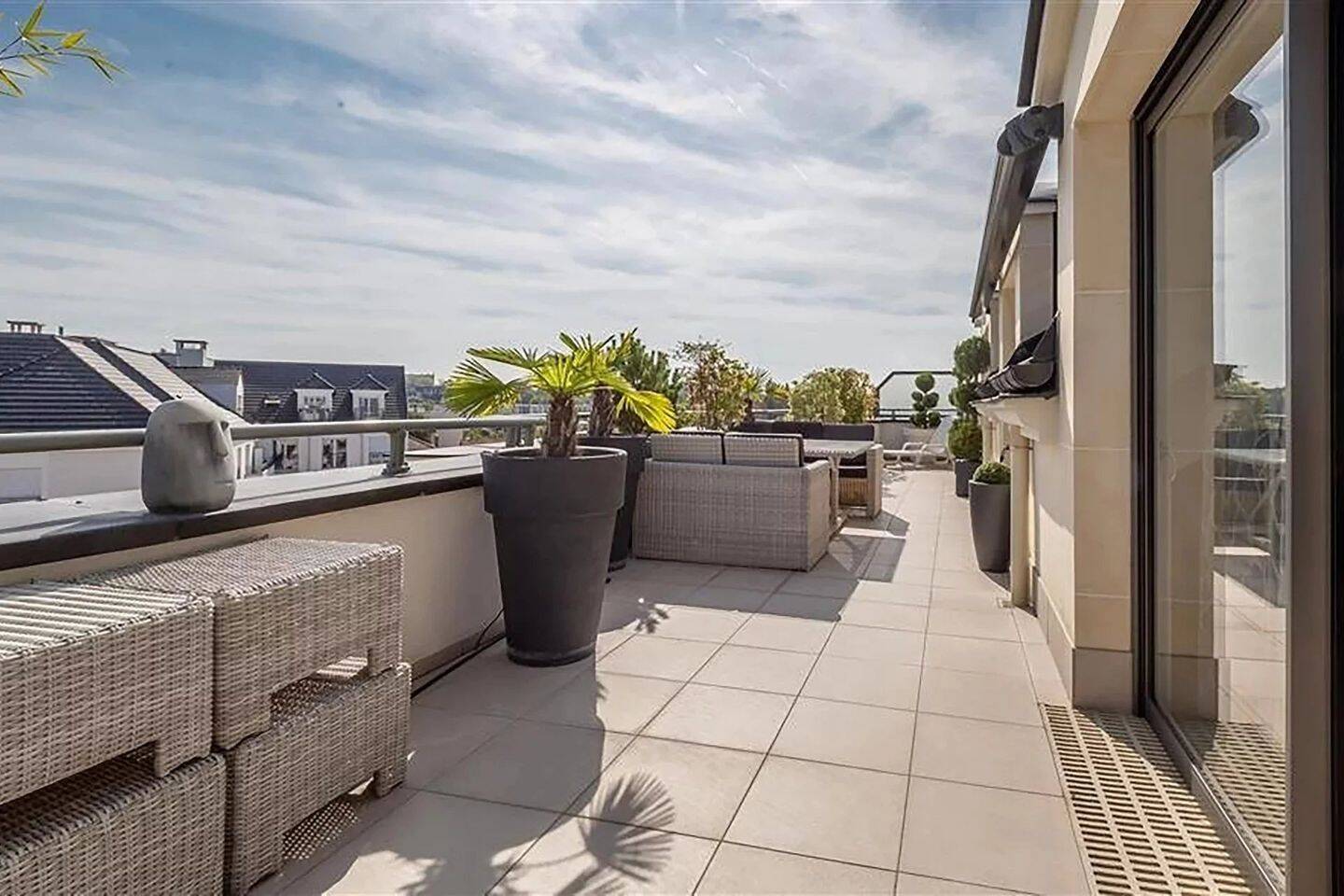 Appartement 5 pièces 100 m² · à Clichy · 99,9 m² · 965 590 €