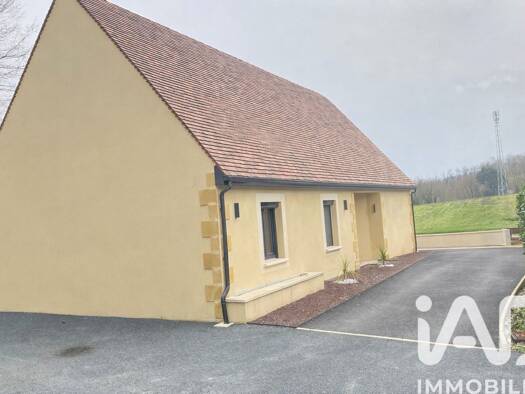 Maison de plain-pied à vendre 261 000 € 5 pièces 3 chambres 120 m² 1 000 m² de terrain La Cadena-La Villenie Sarlat-la-Canéda 24200