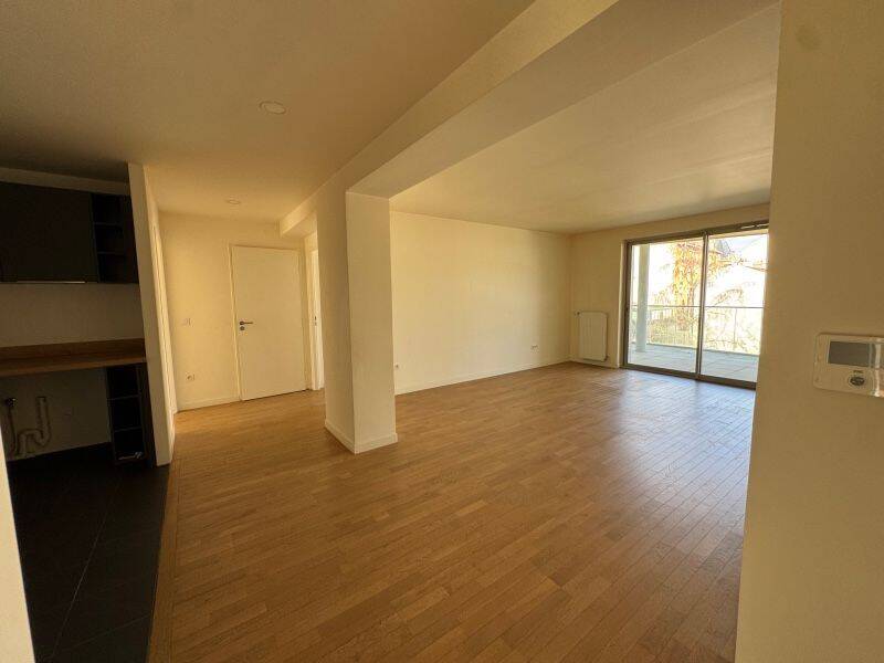 Appartement 5 pièces 103 m² · à Suresnes · 103 m² · 2 800 €