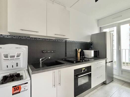 Appartement à louer - Première occupation 690 € 1 pièce 33 m² 2ème étage Devant les Ponts Metz 57050