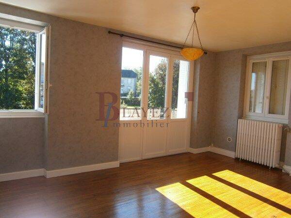 Appartement 3 pièces 68 m² · à Égletons · 68 m² · 355 €