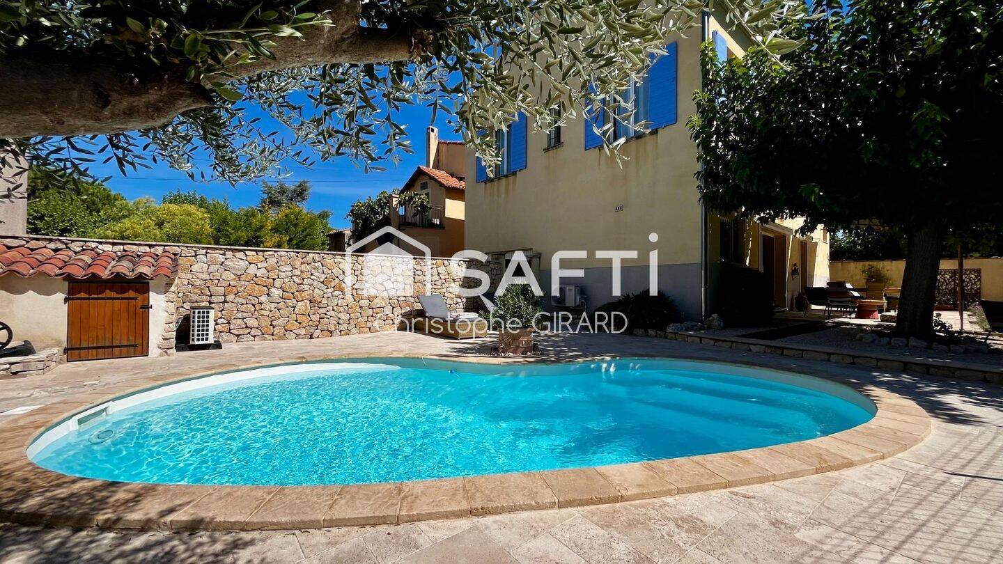 Maison 6 pièces 136 m² · à La Bastide-des-Jourdans · 136 m² · 395 000 €