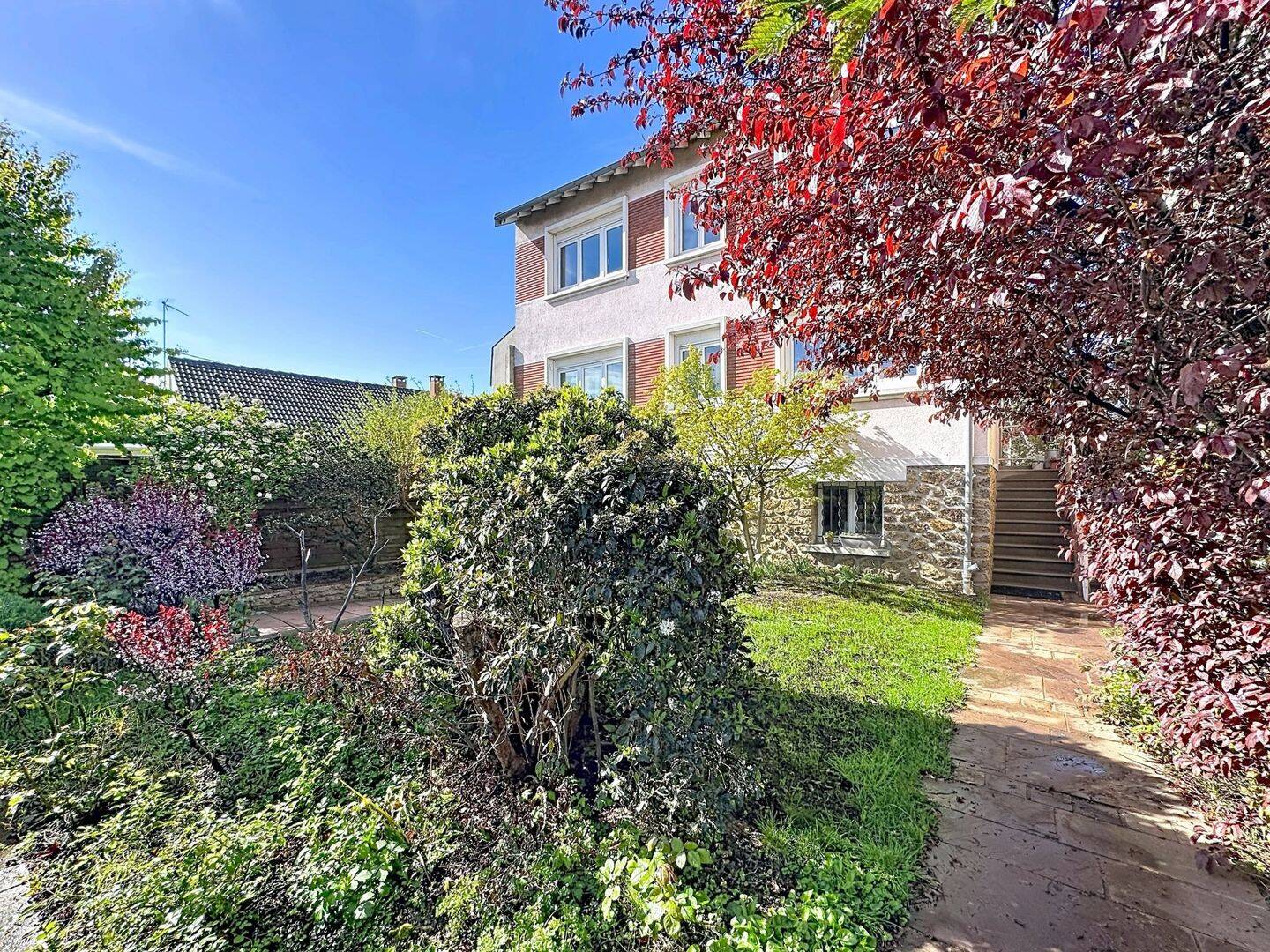 Maison 6 pièces 138 m² · à Noisy-le-Grand · 138,1 m² · 576 000 €