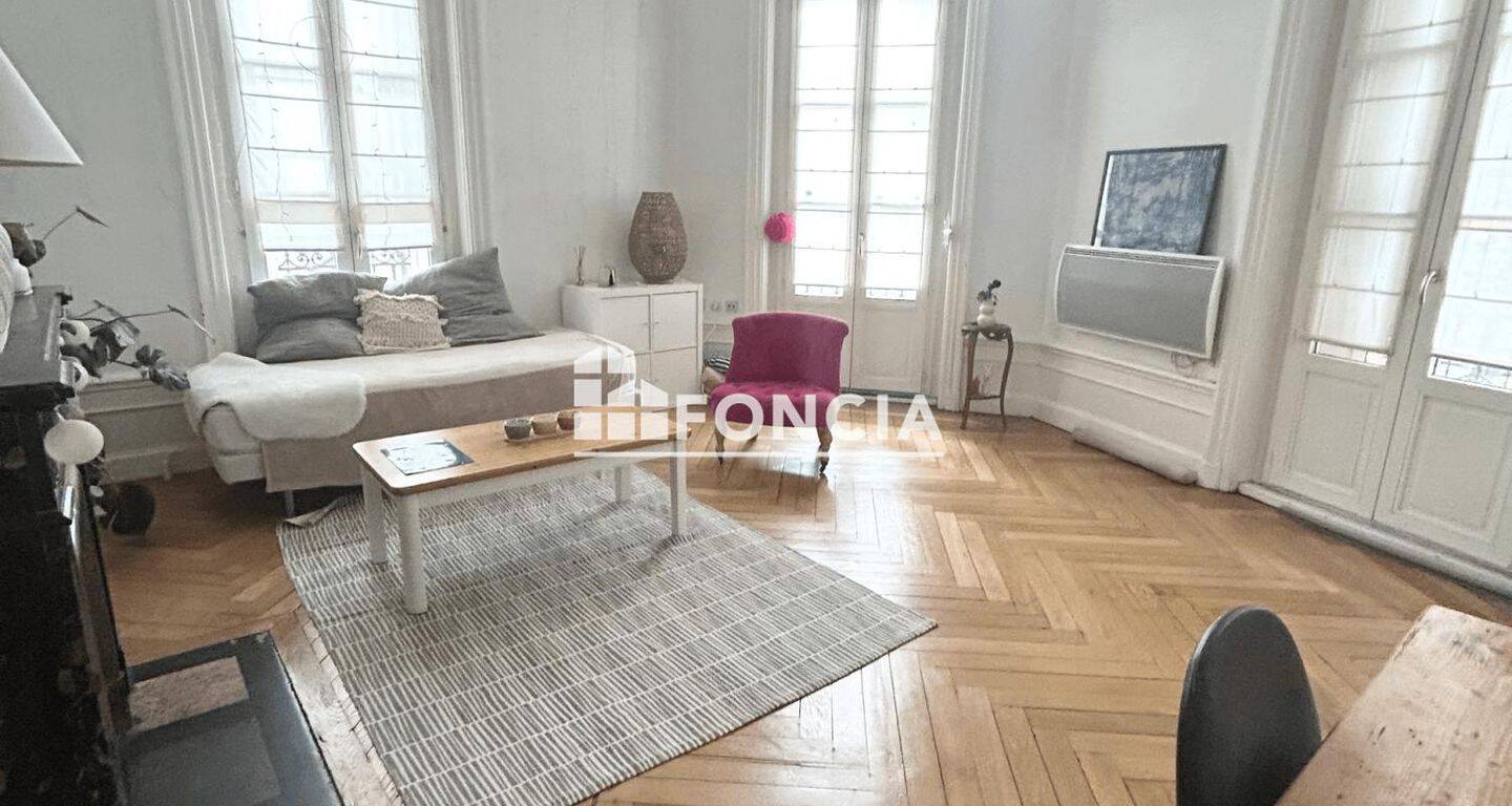 Appartement 2 pièces 49 m² · à Saint-Étienne · 49,3 m² · 535 €/mois