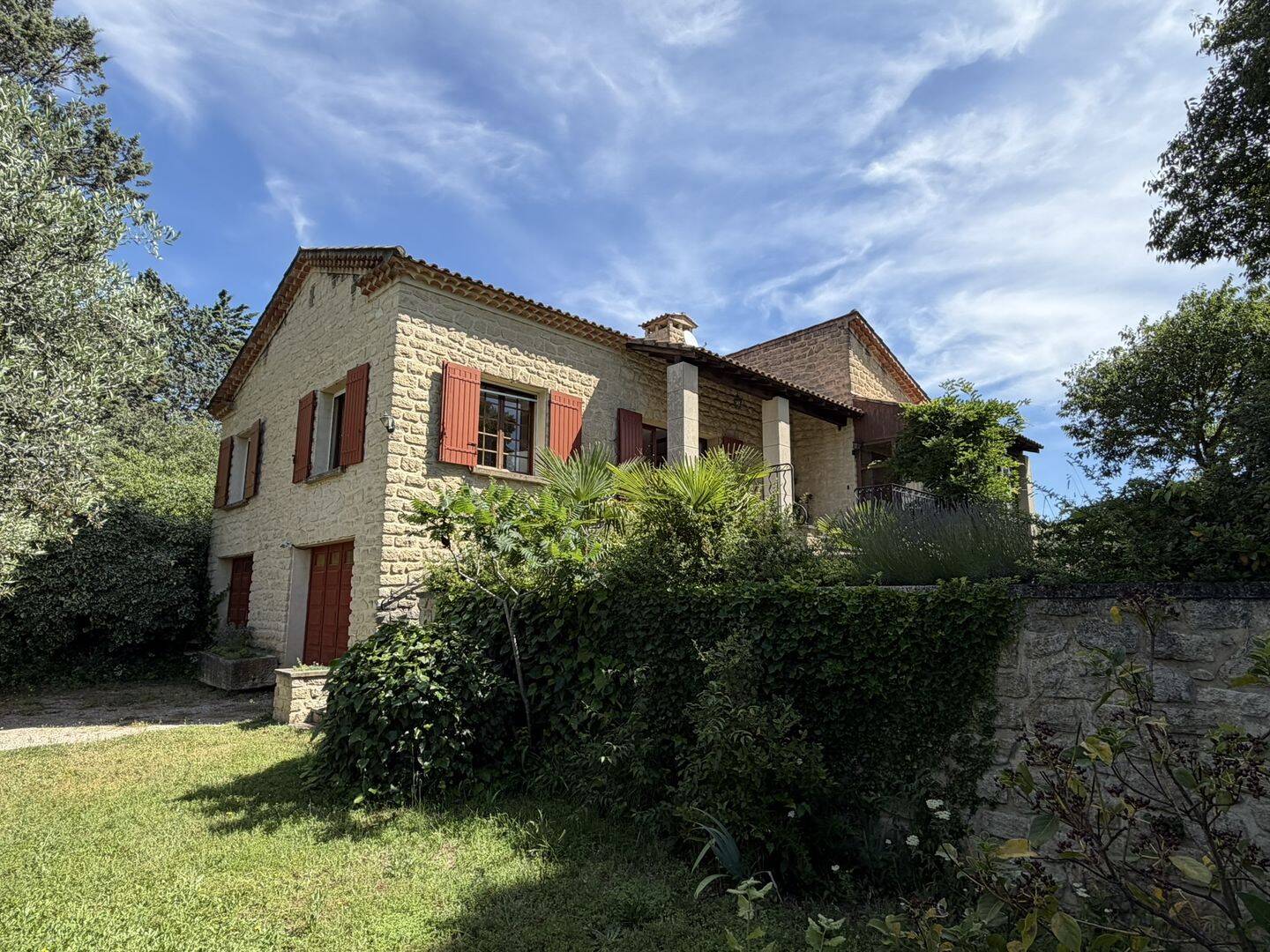 Maison 6 pièces 110 m² · à Sarrians · 110 m² · 420 000 €
