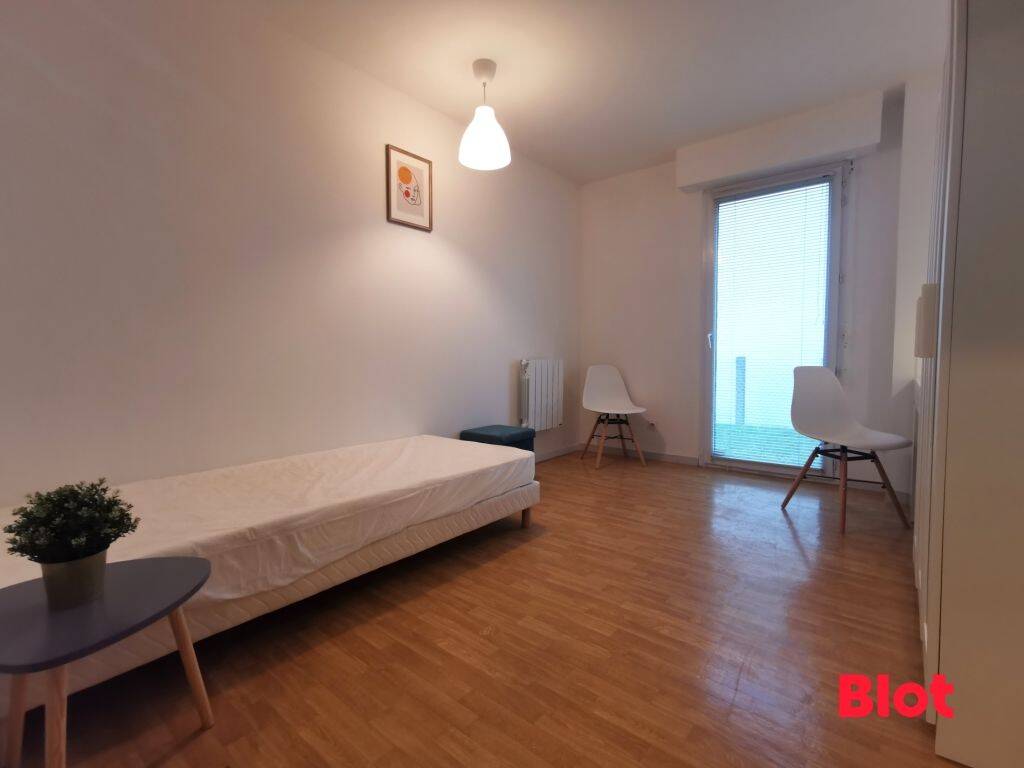 A LOUER / RENNES - LA MOTTE BRULON / T3 MEUBLÉ - 3 CHAMBRES - 10 — 6