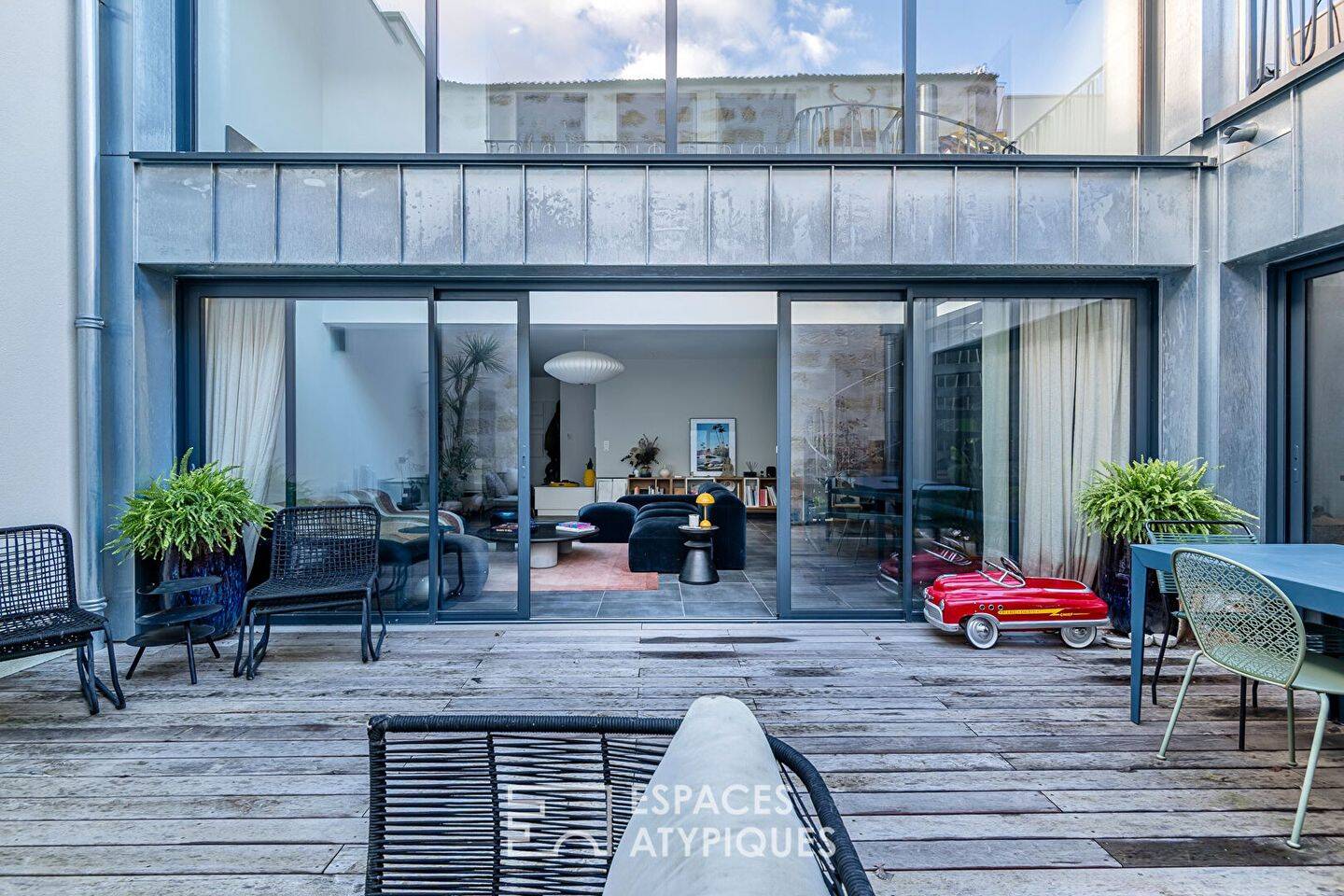 Appartement 4 pièces 155 m² · à Bordeaux · 154,9 m² · 940 000 €