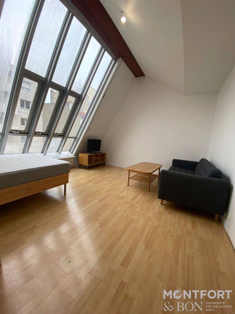 Appartement 1 pièce 34 m² · à Paris 15ème Arrondissement · 34 m² · 1 275 €