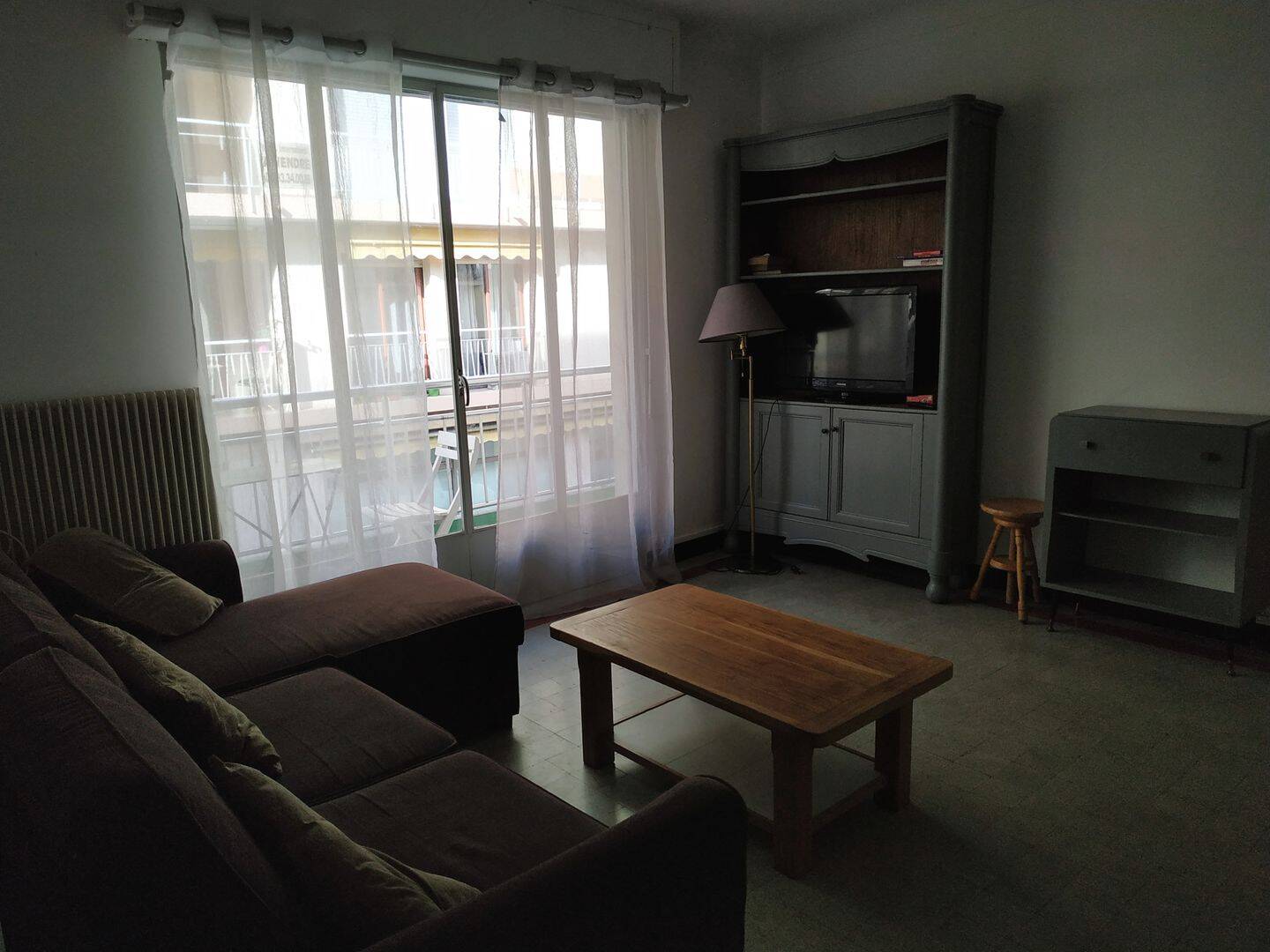 4 pièces 97 m² · à Antibes · 96,5 m² · 1 307 €