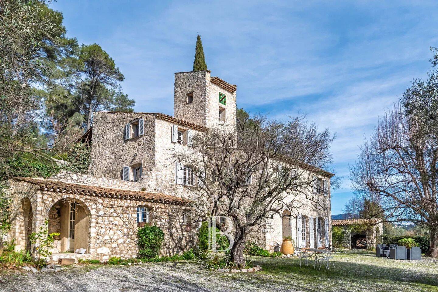 Maison 7 pièces 197 m² · à La Colle-sur-Loup · 197 m² · 1 750 000 €