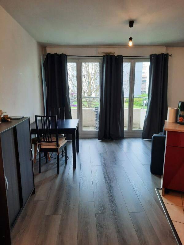 Appartement 3 pièces 50 m² · à Corbeil-Essonnes · 50 m² · 1 000 €/mois