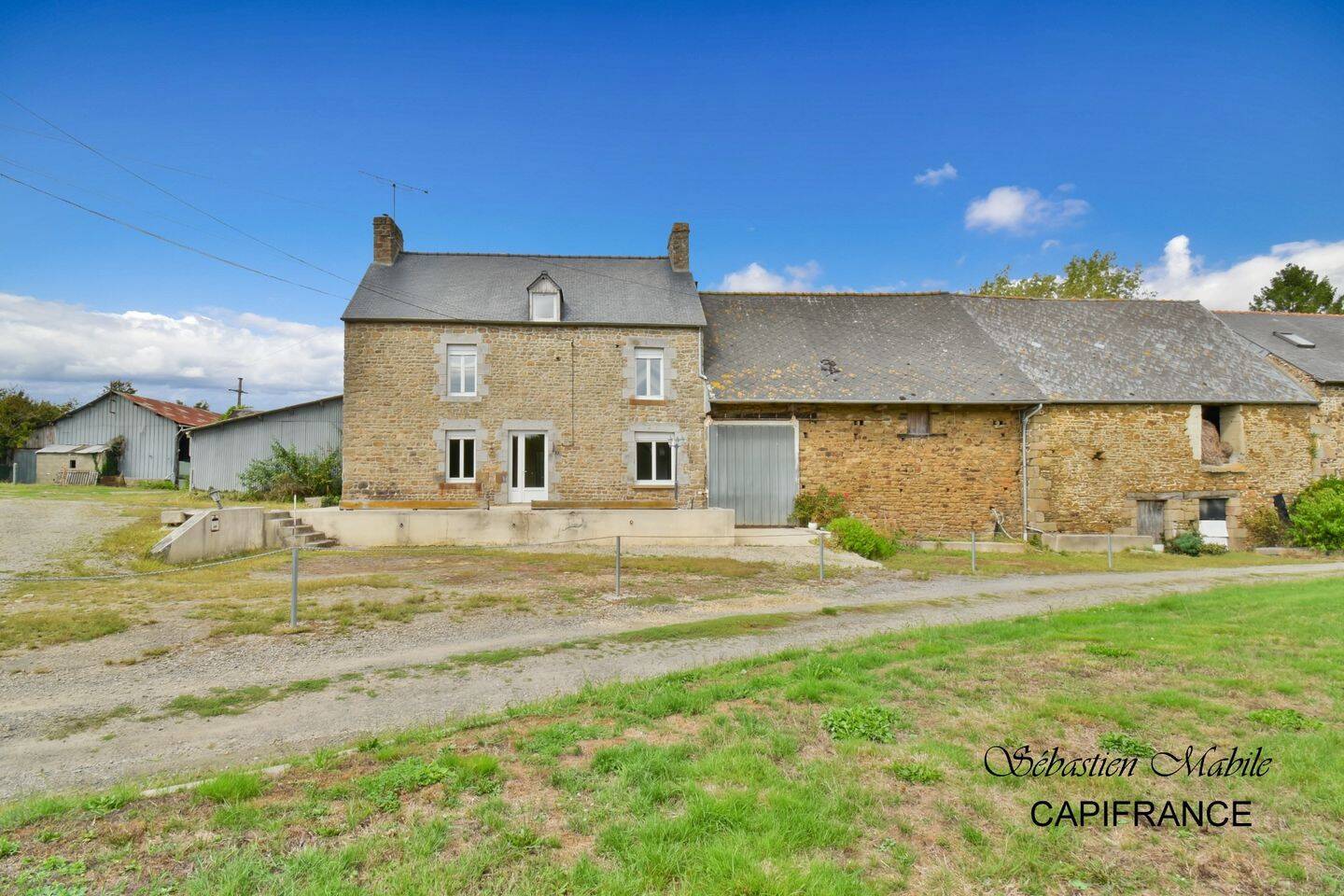 Maison 5 pièces 114 m² · à Pleine-Fougères · 114 m² · 160 500 €