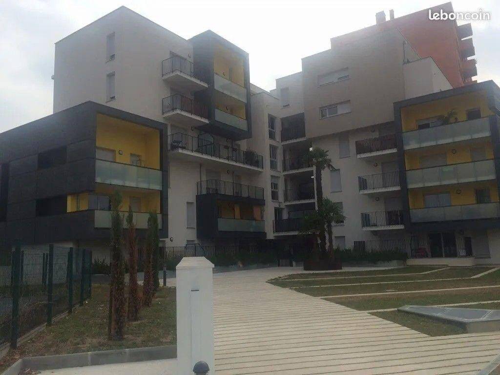 Appartement 4 pièces 74 m² · à Toulouse · 74 m² · 961 €