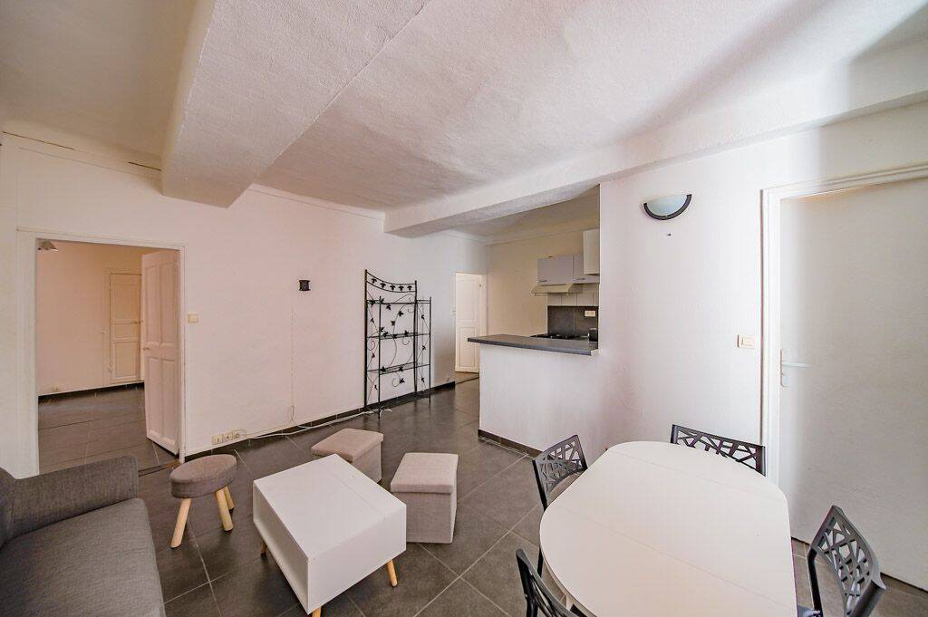 Appartement 3 pièces 51 m² · à Bastia · 51 m² · 650 €