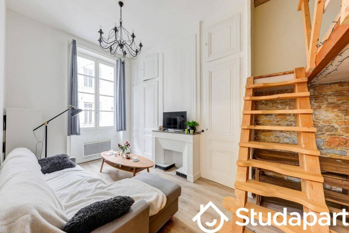 Appartement 2 pièces 35 m² · à Lyon 2ème Arrondissement · 35 m² · 1 300 €/mois