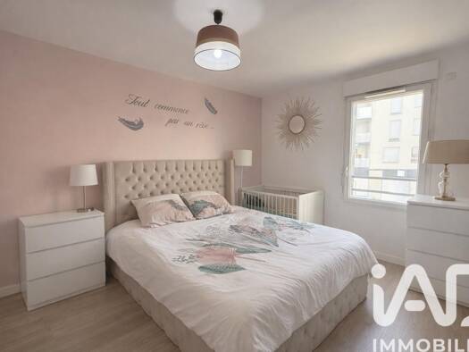 Appartement à vendre 205 000 € 4 pièces 3 chambres 76 m² Étage 1/4 Montaigu Nord Est Melun 77000