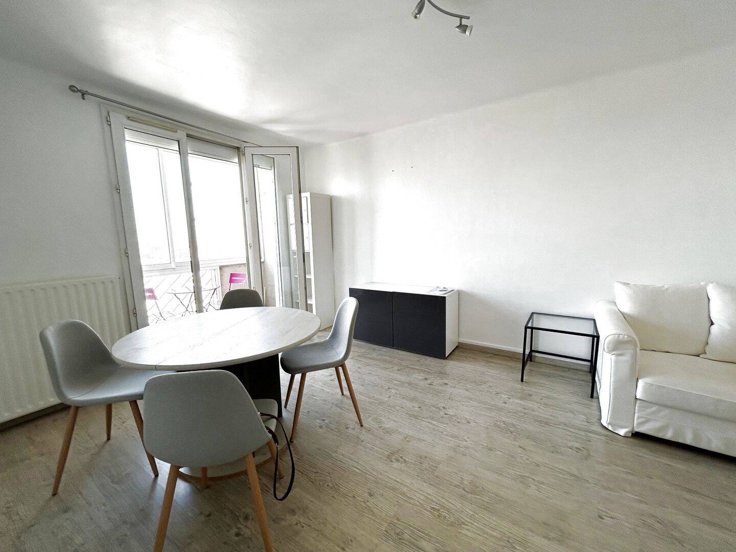 Appartement 3 pièces 55 m² · à Toulouse · 55,4 m² · 910 €