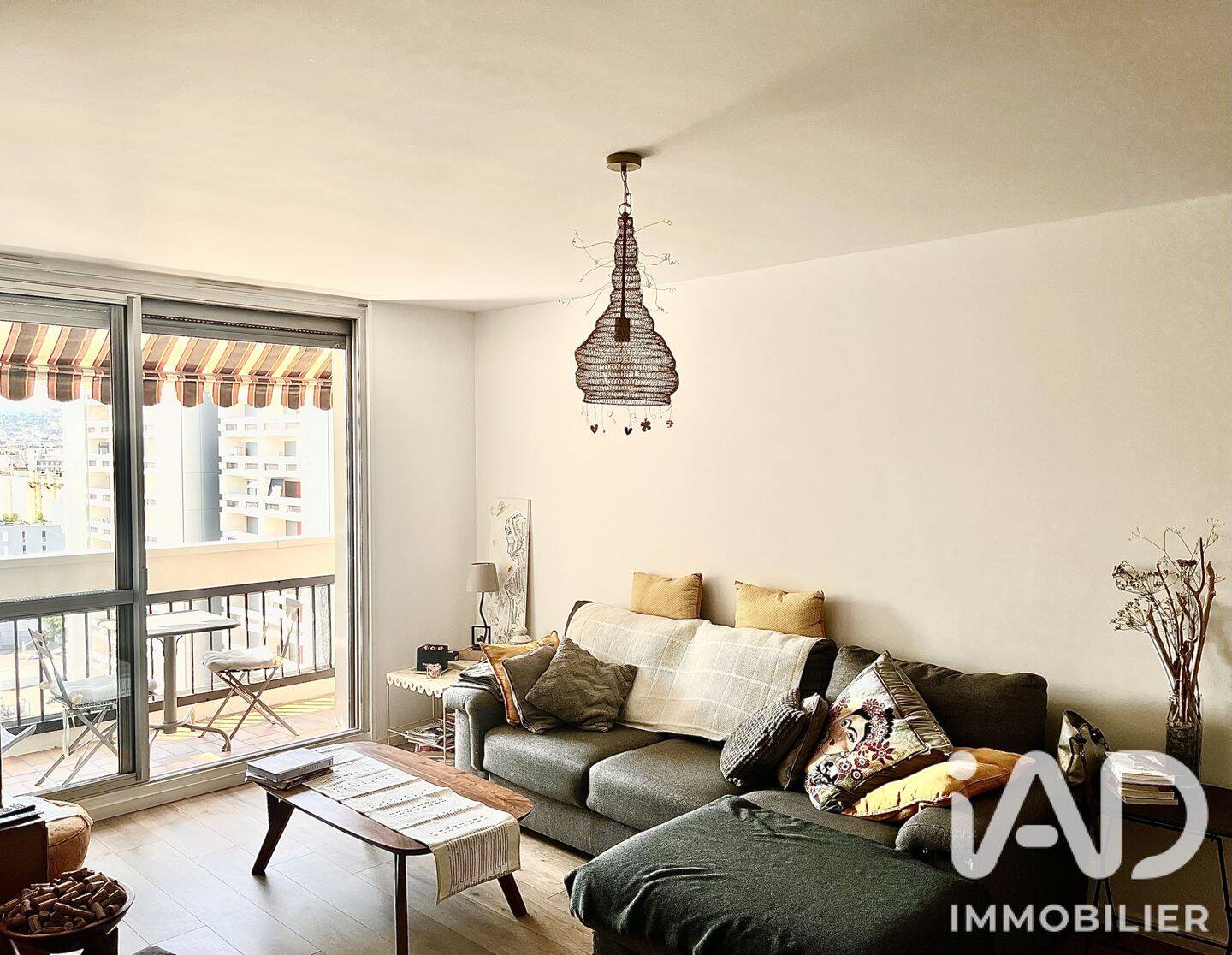 Appartement 3 pièces 77 m² · à Saint-Étienne · 76,8 m² · 131 000 €