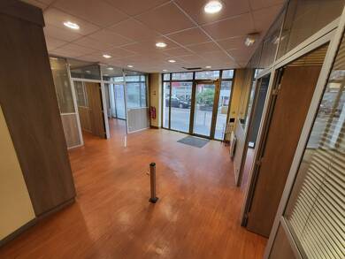 Local commercial à louer 1 180 € 94 m² de surface de vente Centre Ville-Rive Gauche Rouen 76100
