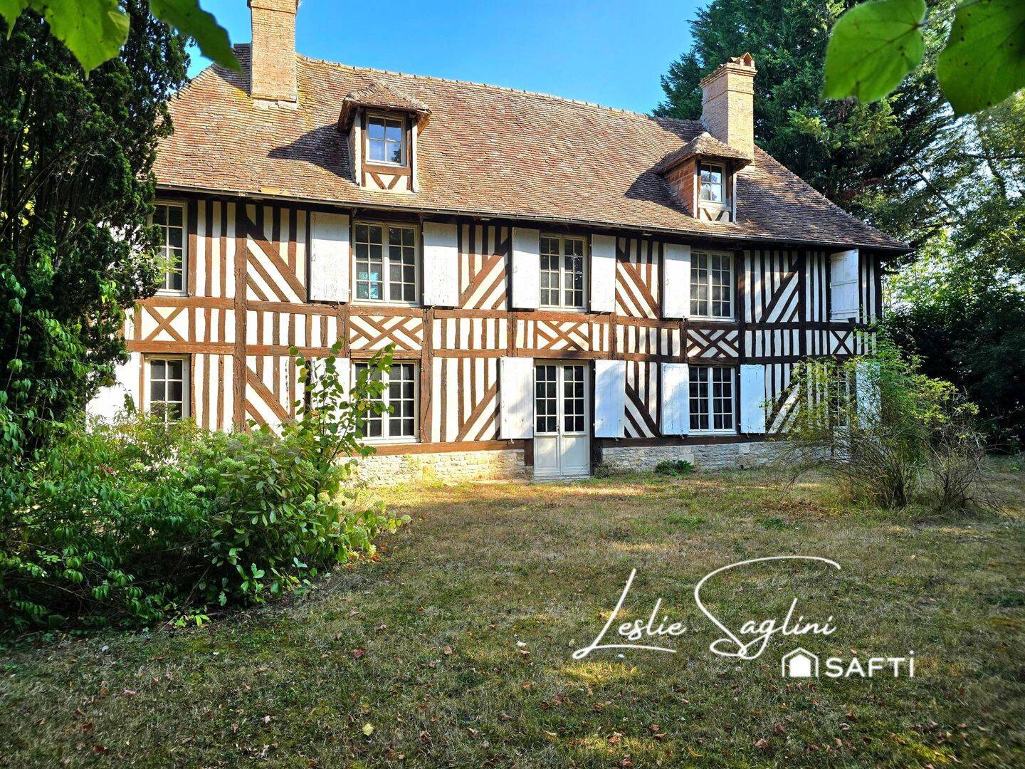 Maison 5 pièces 168 m² · à Notre-Dame-d'Estrées-Corbon · 168 m² · 330 000 €