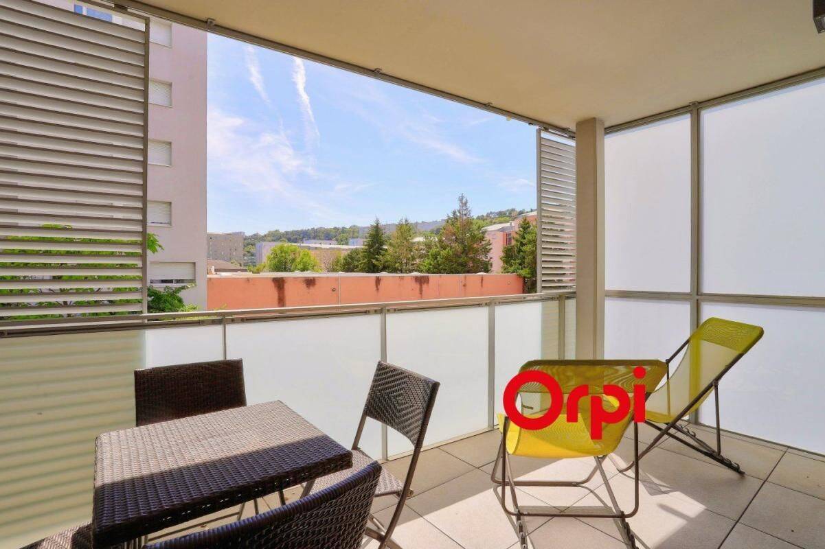 Appartement 3 pièces 63 m² · à Lyon 2ème Arrondissement · 63,1 m² · 365 000 €