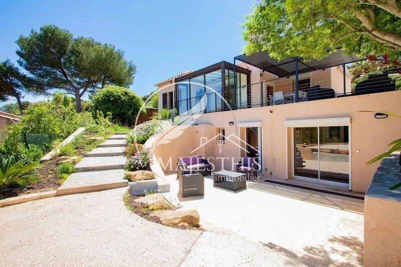 Maison 6 pièces 134 m² · à Hyères · 134 m² · 1 299 000 €
