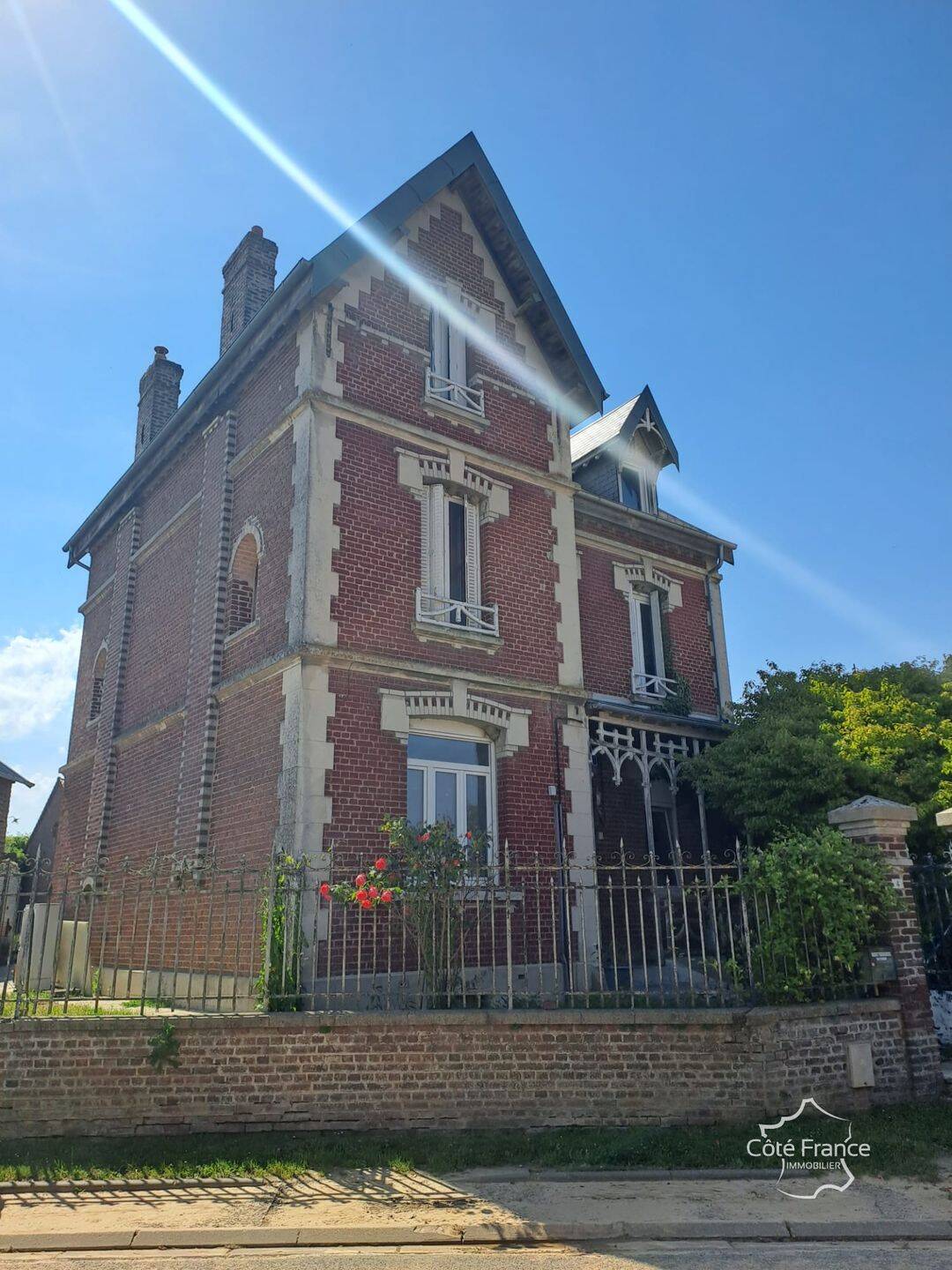 Maison 10 pièces 350 m² · à Ramicourt · 350 m² · 445 000 €