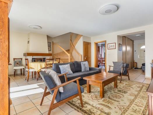 Maison à vendre 549 000 € 4 pièces 3 chambres 100 m² Étrembières 74100