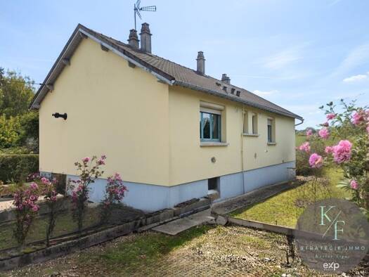 Maison à vendre 219 000 € 5 pièces 4 chambres 85 m² 1 005 m² de terrain Est Gisors 27140