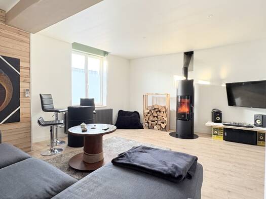 Maison de ville à vendre 249 000 € 7 pièces 5 chambres 190 m² 1 000 m² de terrain Vicoigne Raismes 59590