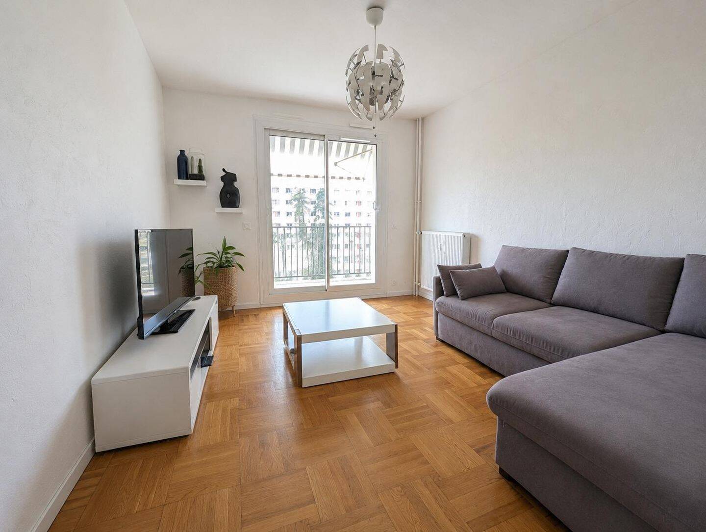 Appartement 3 pièces 61 m² · à Caluire-Et-Cuire · 61,3 m² · 945 €