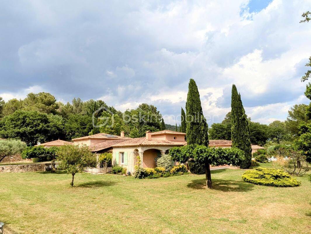 Maison 10 pièces 314 m² · à Salernes · 314 m² · 1 365 000 €