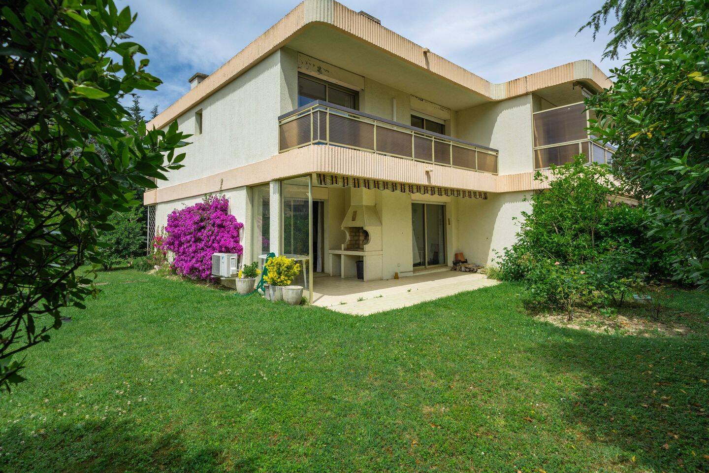 Maison 5 pièces 105 m² · à Mandelieu-la-Napoule · 105,4 m² · 630 000 €
