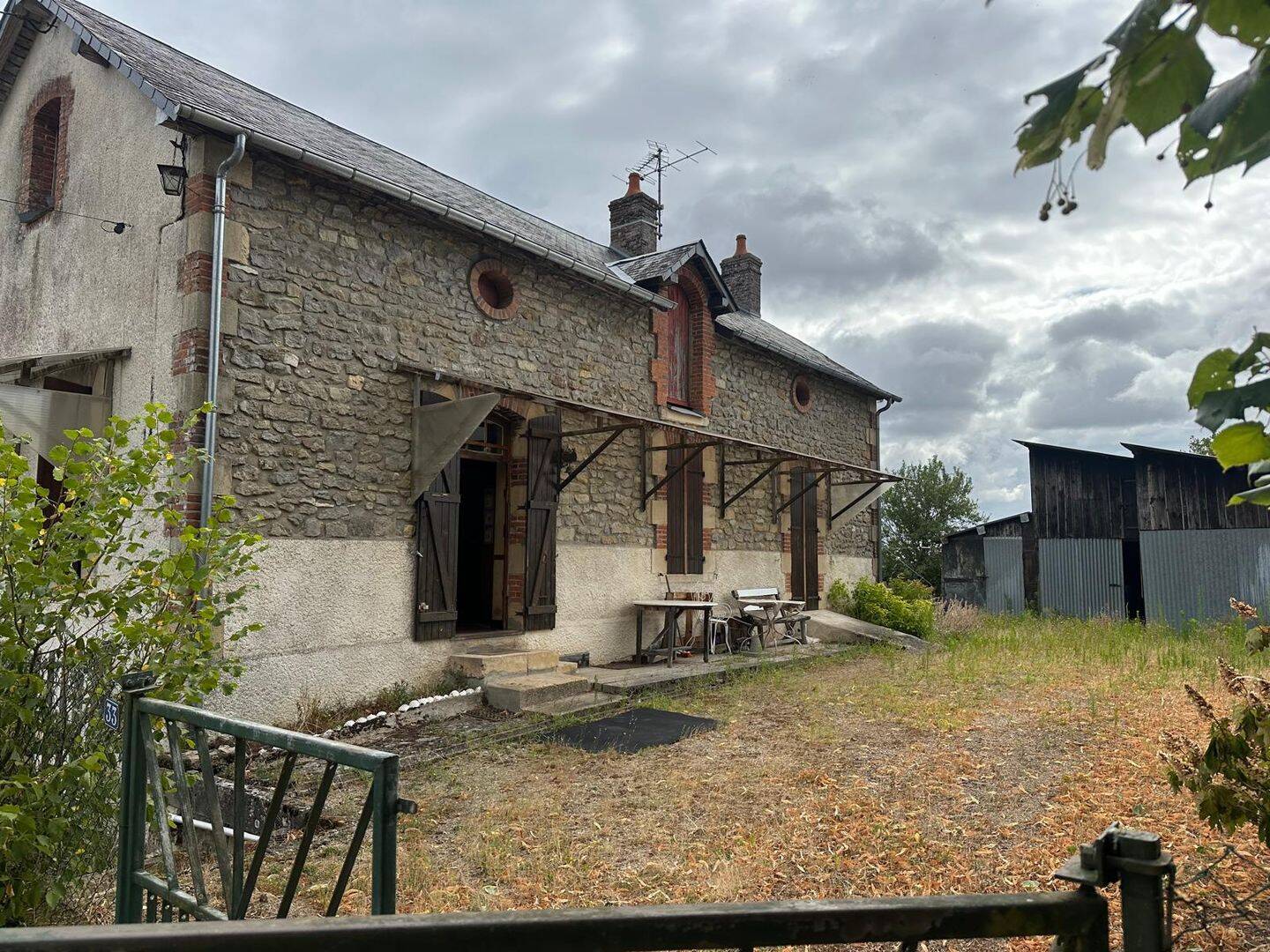 Maison 4 pièces 98 m² · à Cercy-la-Tour · 97,7 m² · 94 500 €
