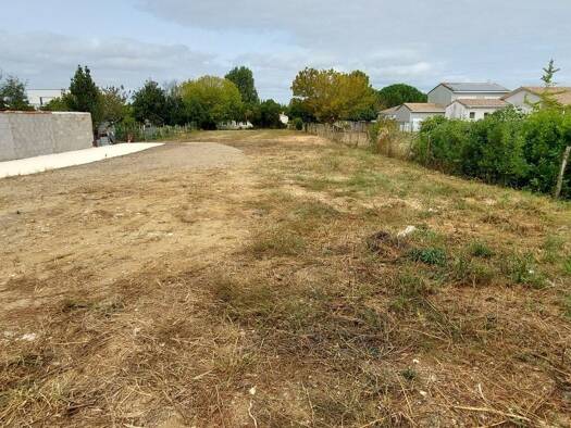Terrain constructible à vendre 199 000 € 628 m² de terrain Ronce-Les-Bains La Tremblade 17390