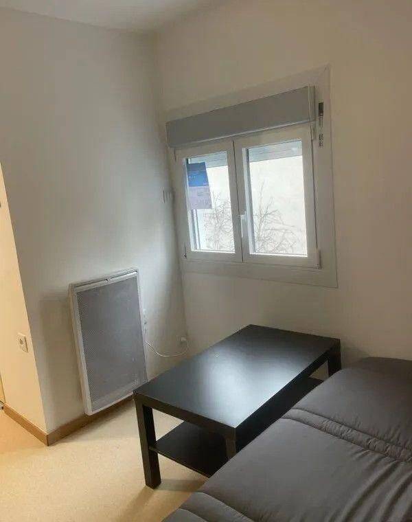 Appartement 1 pièce 15 m² · à Tours · 15 m² · 360 €