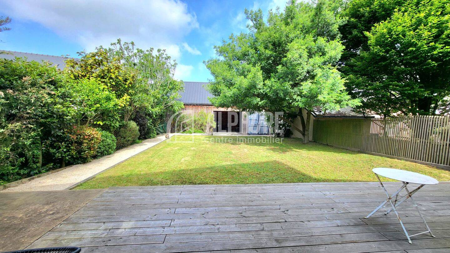 Maison 8 pièces 208 m² · à Saint-Nazaire · 208 m² · 3 700 €/mois