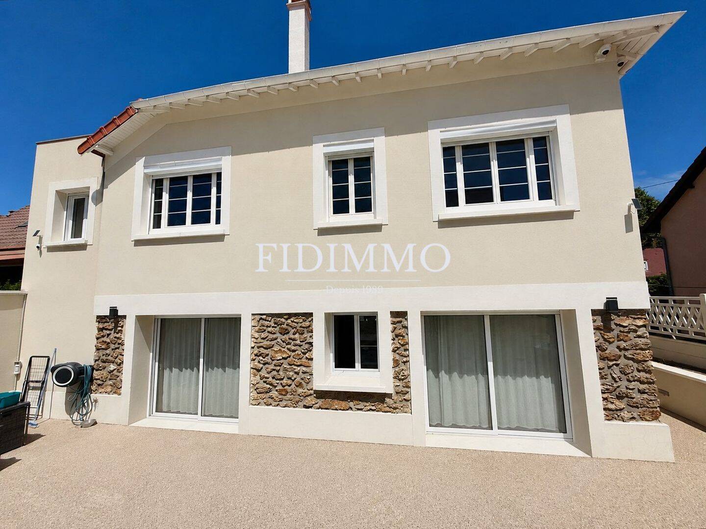Maison 7 pièces 180 m² · à Sucy-en-Brie · 180,2 m² · 780 000 €