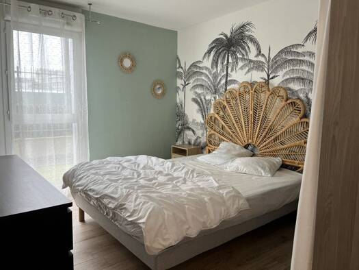 Appartement à louer 845 € 3 pièces 2 chambres 62 m² RDC/5 Giraudeau Tours 37000