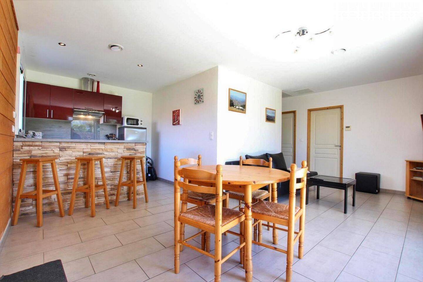 Appartement 3 pièces 53 m² · à Saint-Jean-Pied-de-Port · 52,9 m² · 189 000 €