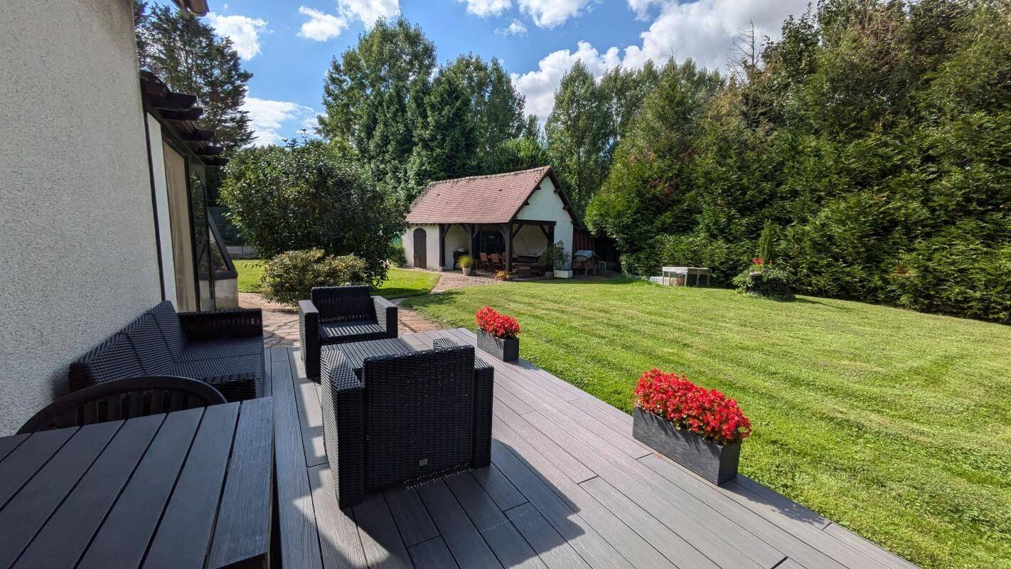 Maison 7 pièces 265 m² · à Nouvion-le-Comte · 265 m² · 299 900 €